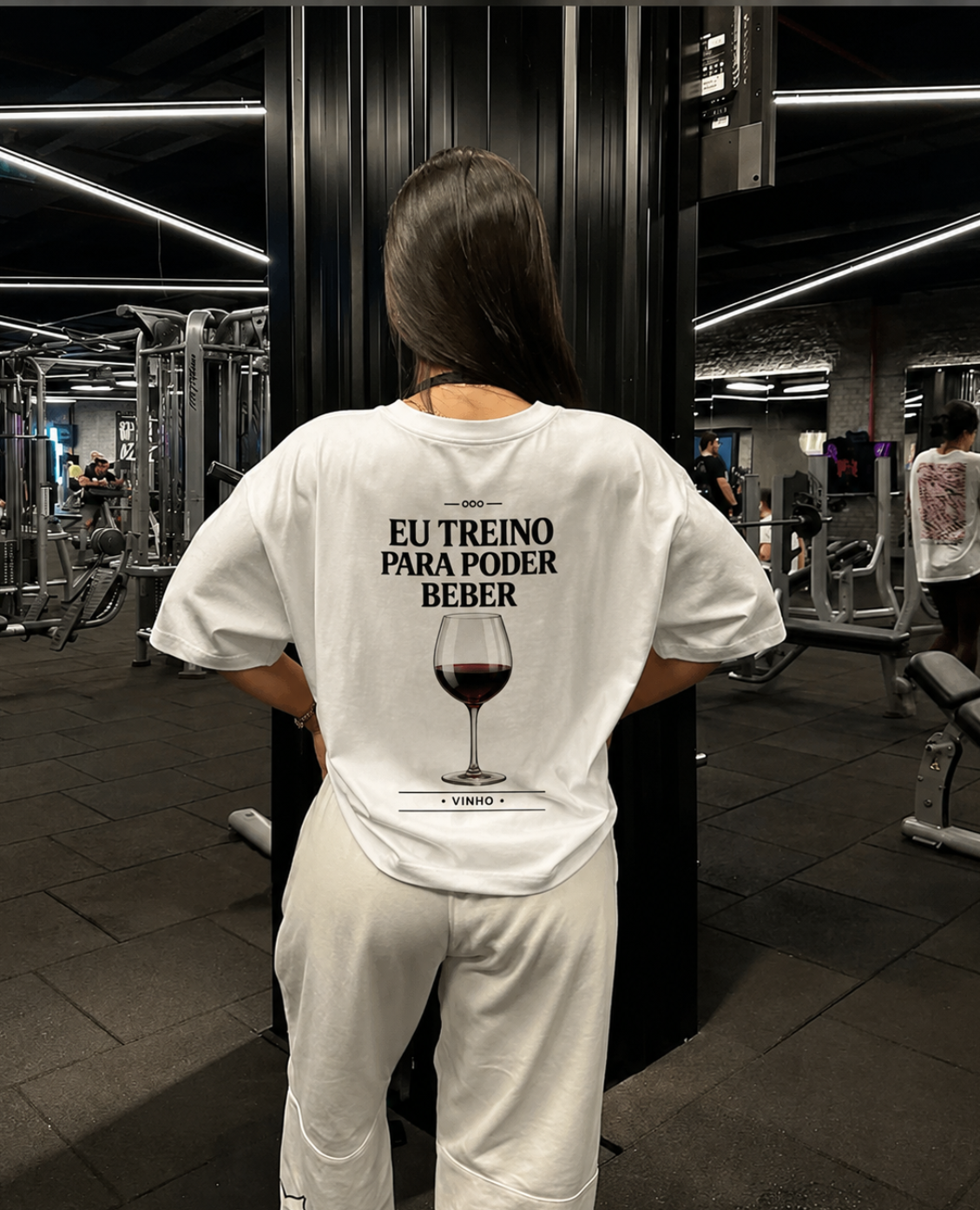 Eu Treino Para Poder Beber (Vinho) - Oversized Premium