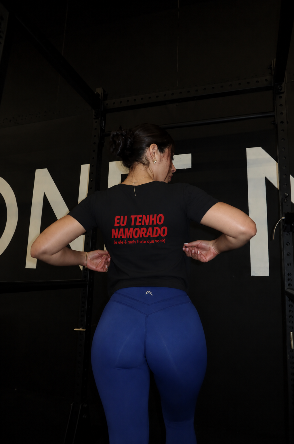 Eu Tenho Namorado (e ele é mais forte que você) - Camiseta Regular