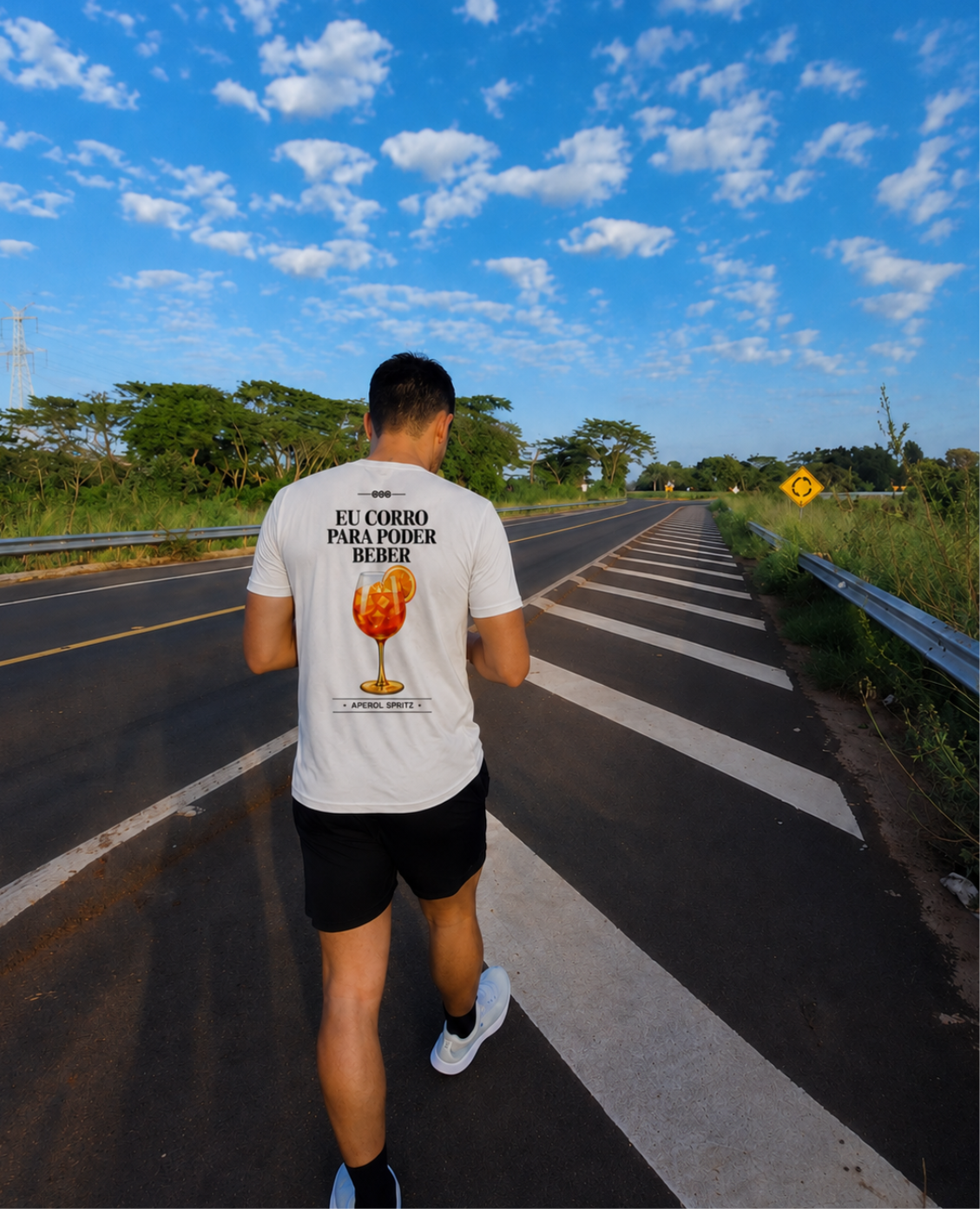 Eu Corro Para Poder Beber (Aperol) - Camiseta Sport Dry UV